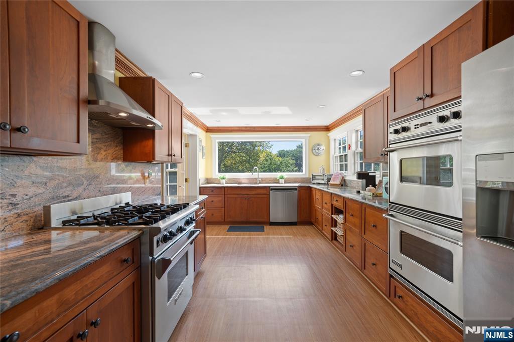 67 Vreeland Avenue Property Photo 11