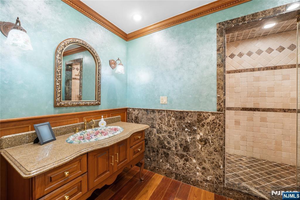 67 Vreeland Avenue Property Photo 33