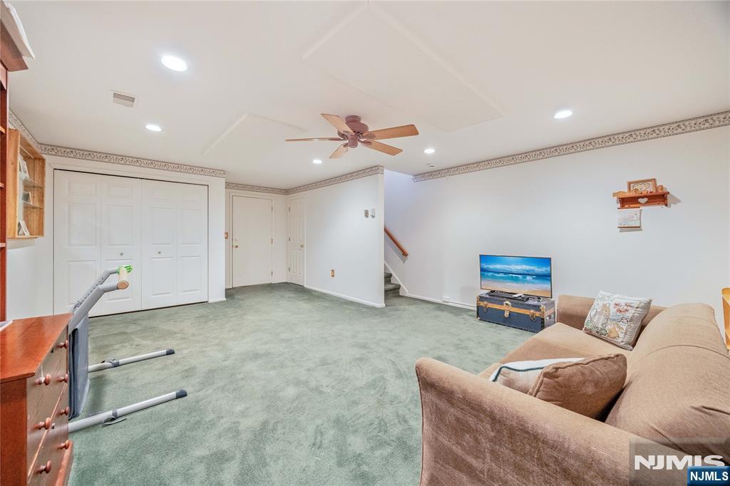 1179 Chedworth Circle Property Photo 21