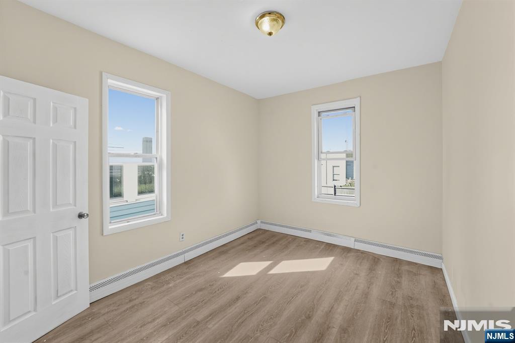 29-31 Goodwin Avenue Property Photo 21