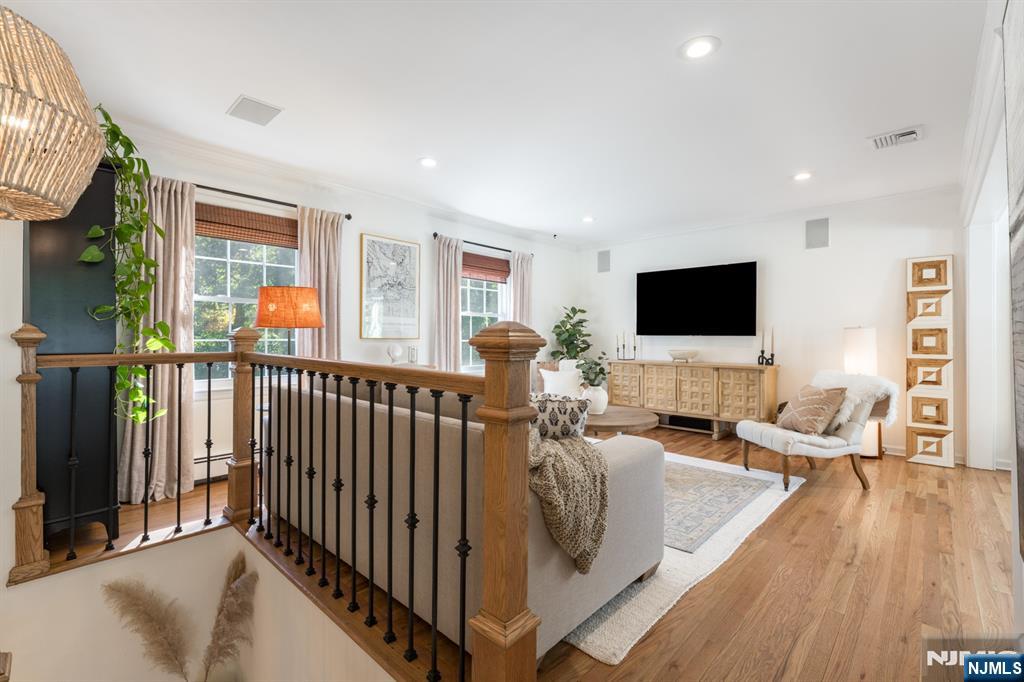 38 Esplanade Drive Property Photo 16