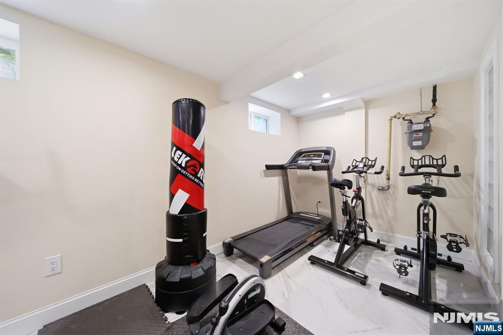 40 Dean Drive Property Photo 46