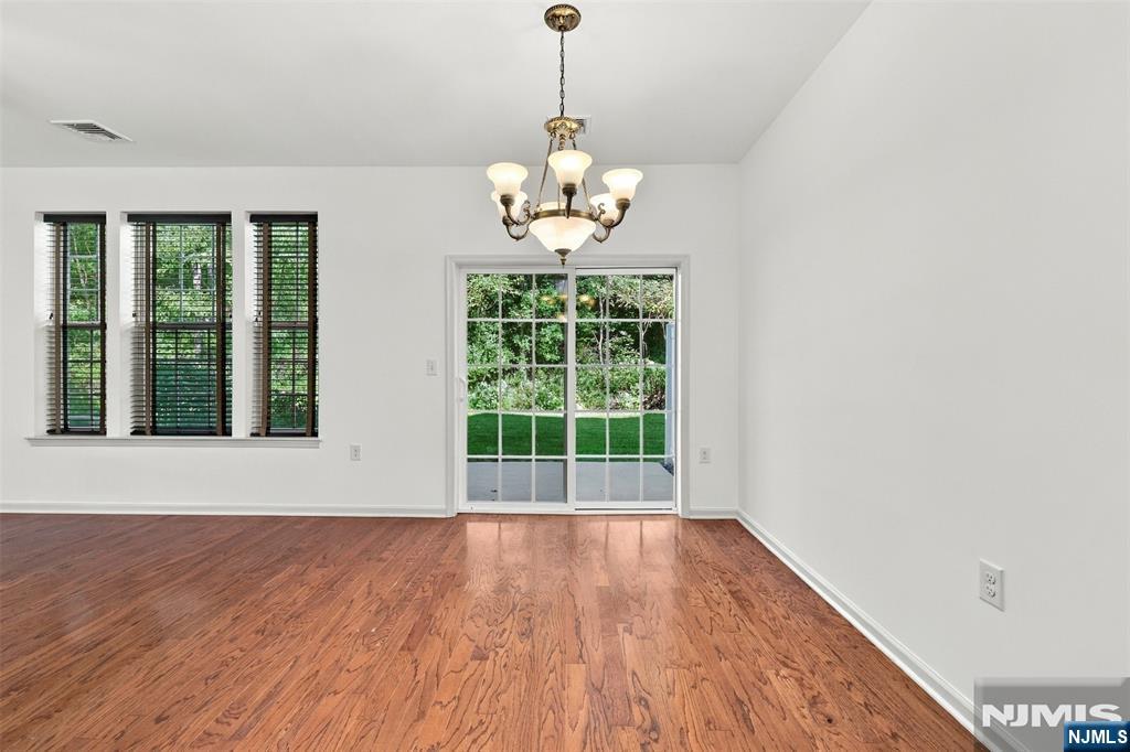 305 Waterview Court Property Photo 4