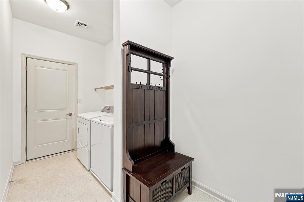 305 Waterview Court Property Photo 10