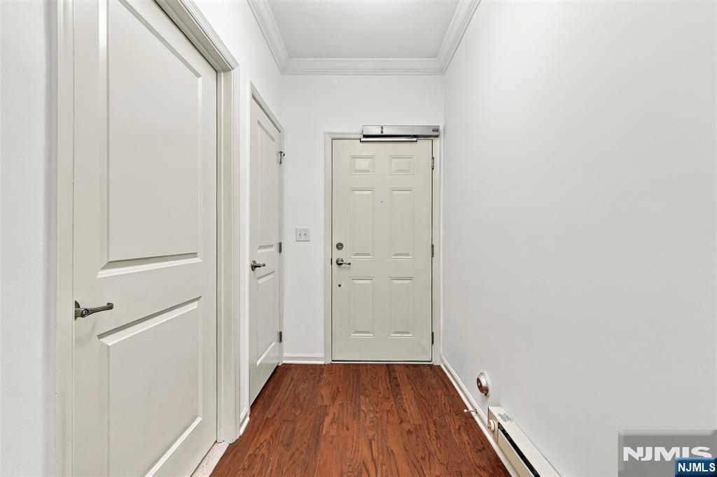 305 Waterview Court Property Photo 11