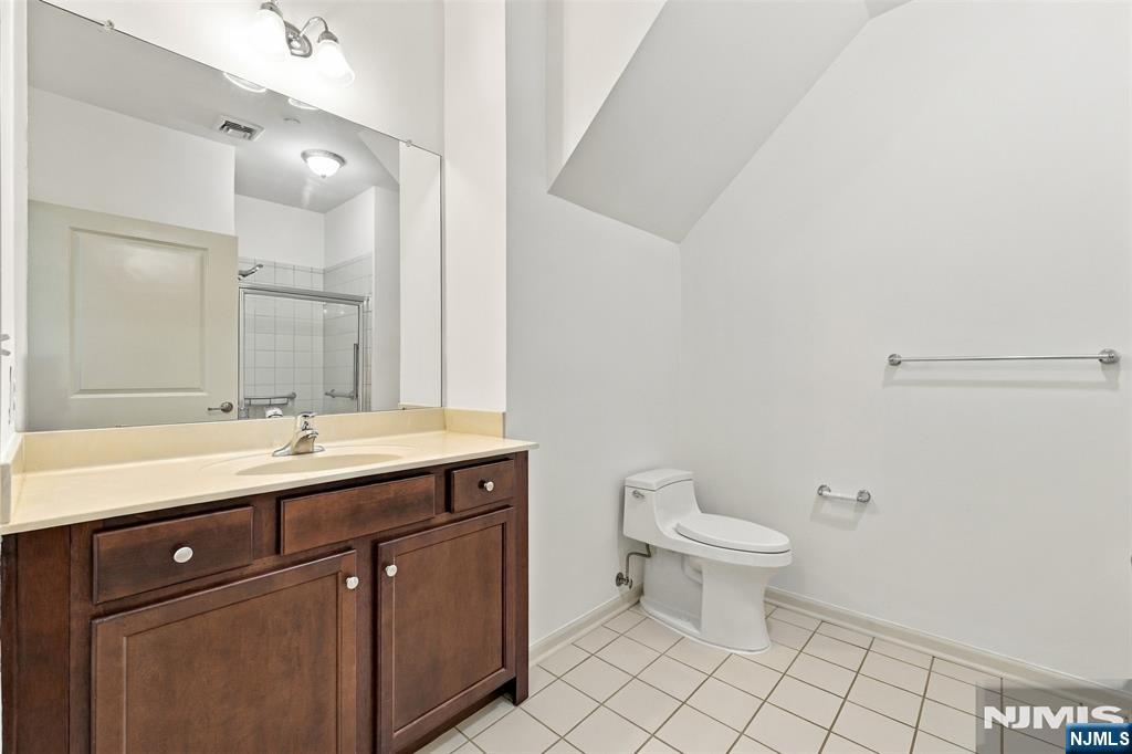 305 Waterview Court Property Photo 12