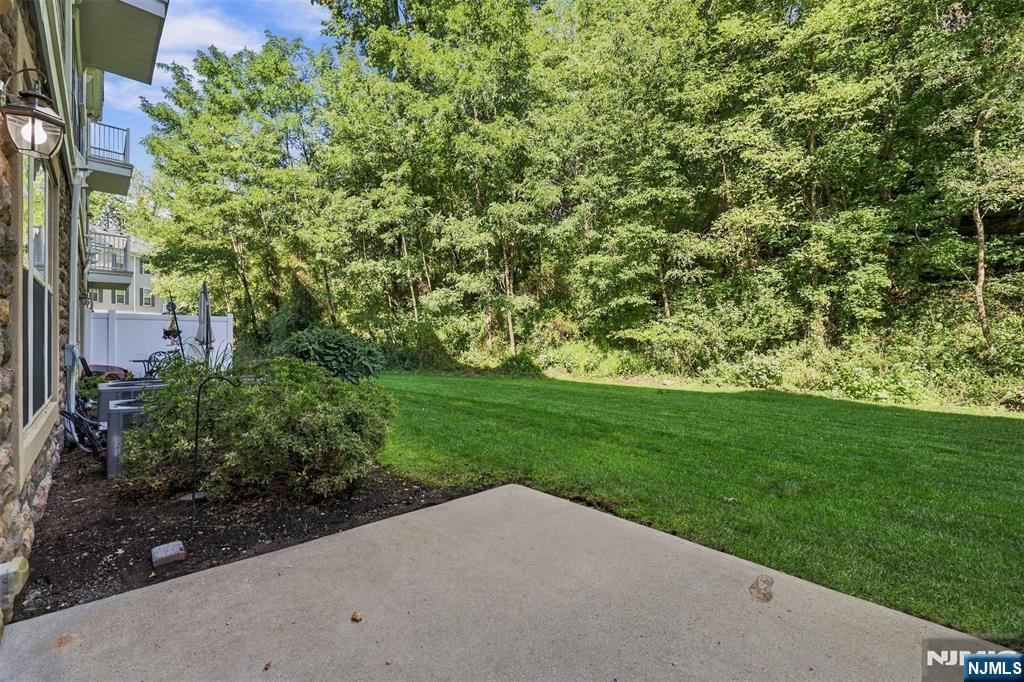 305 Waterview Court Property Photo 27