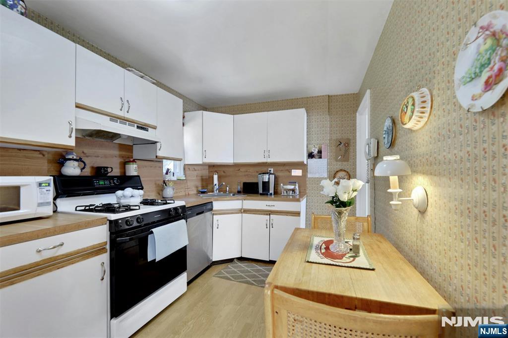 107 Dudley Drive Property Photo 11
