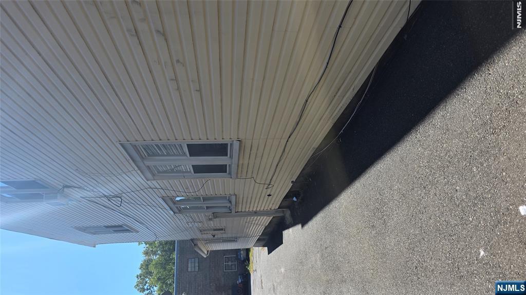 304 Westfield Avenue Property Photo 2