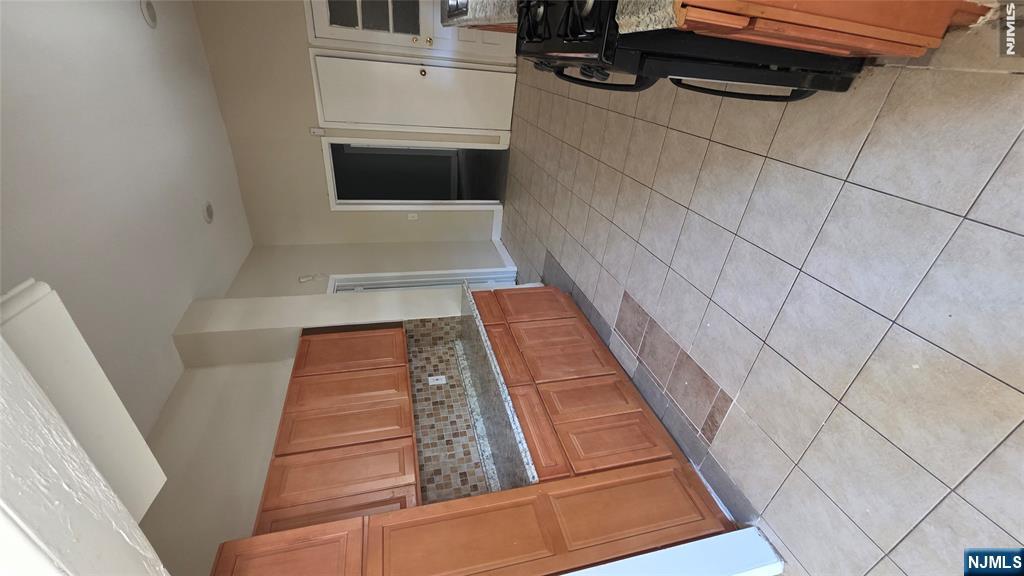 304 Westfield Avenue Property Photo 4