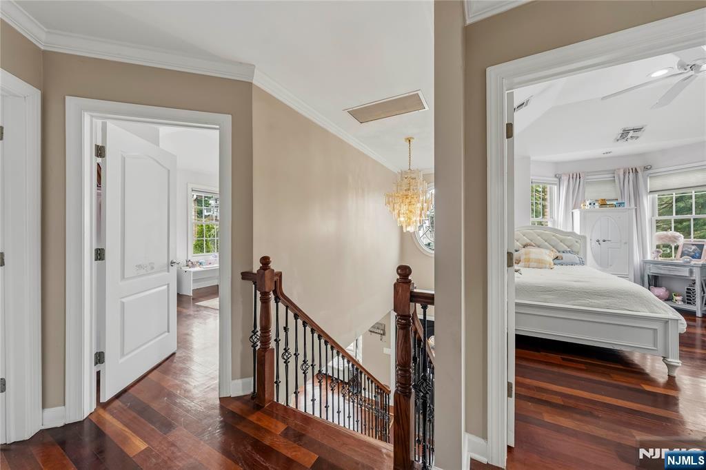 664 Teneyck Avenue Property Photo 7