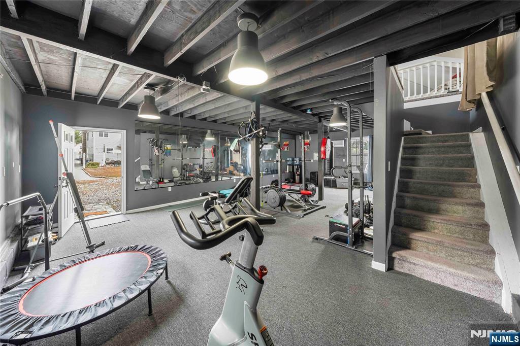 664 Teneyck Avenue Property Photo 18