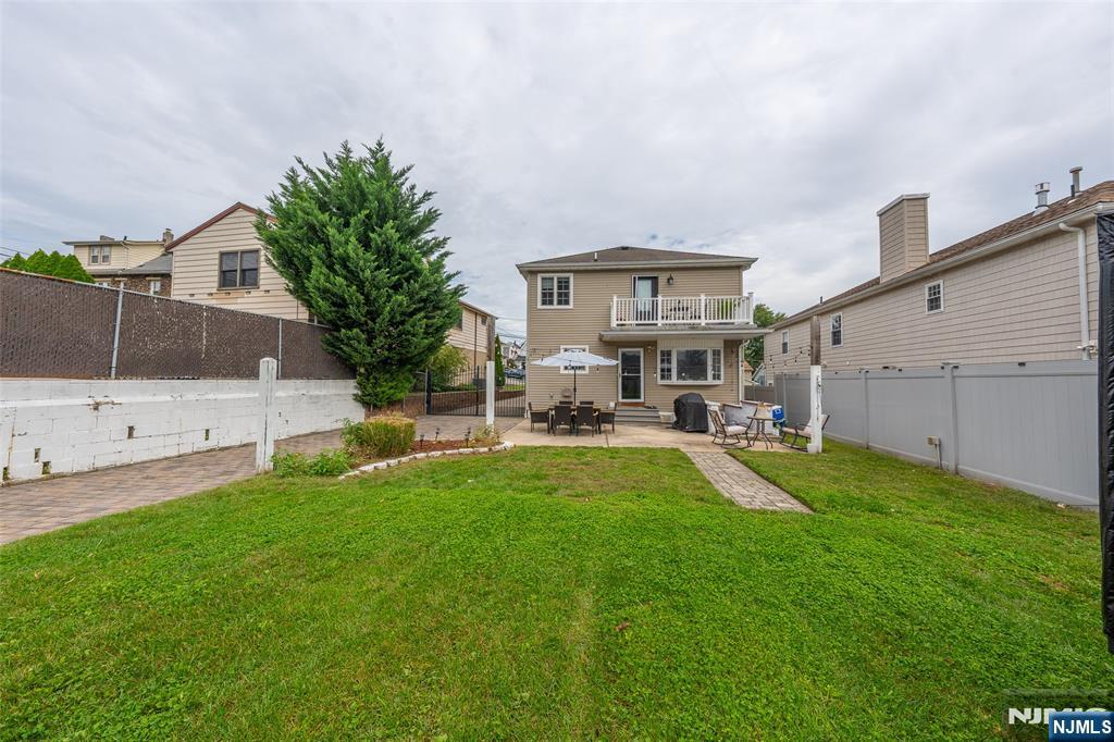 664 Teneyck Avenue Property Photo 26