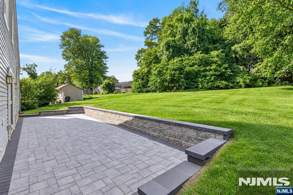 280 Whippany Road Property Photo 25