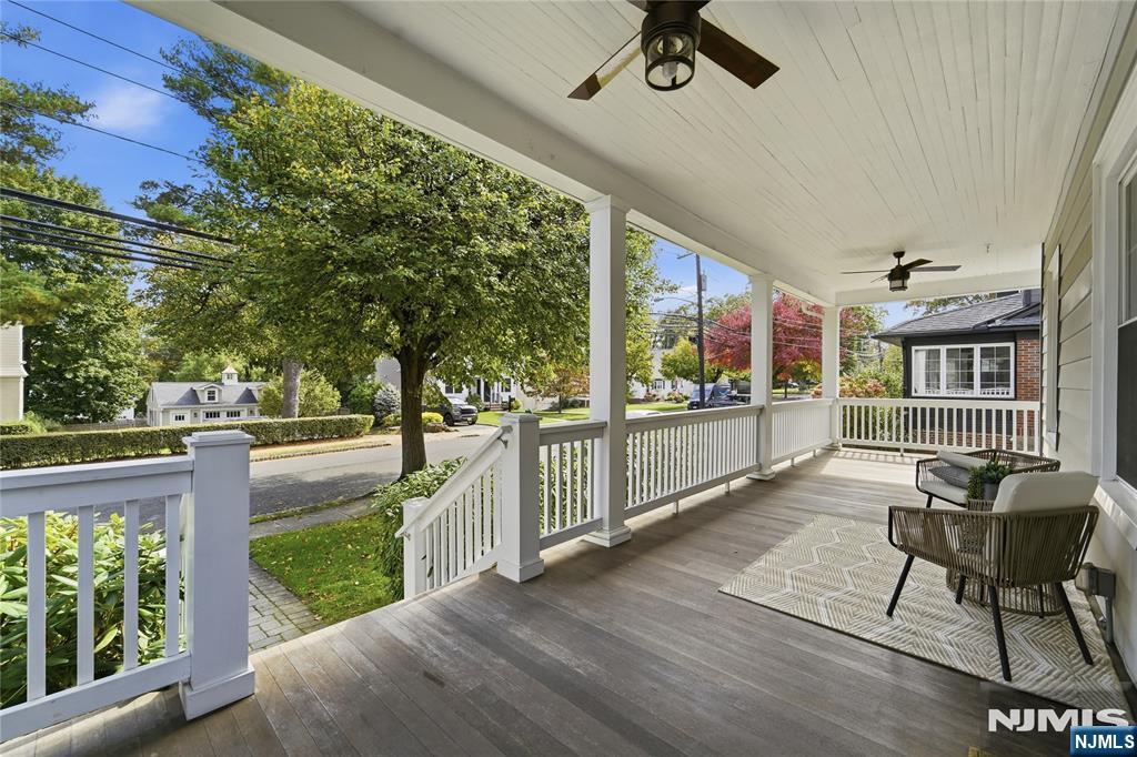 38 Forest Avenue Property Photo 4