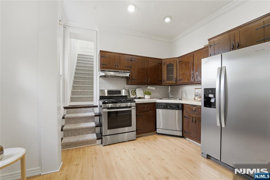 38 Forest Avenue Property Photo 22