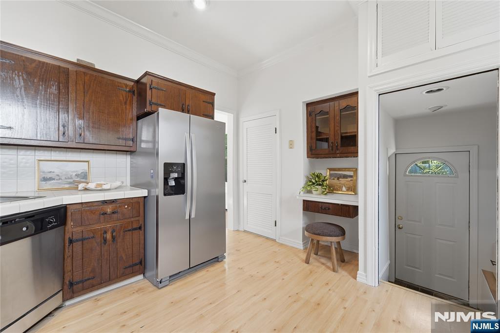 38 Forest Avenue Property Photo 23