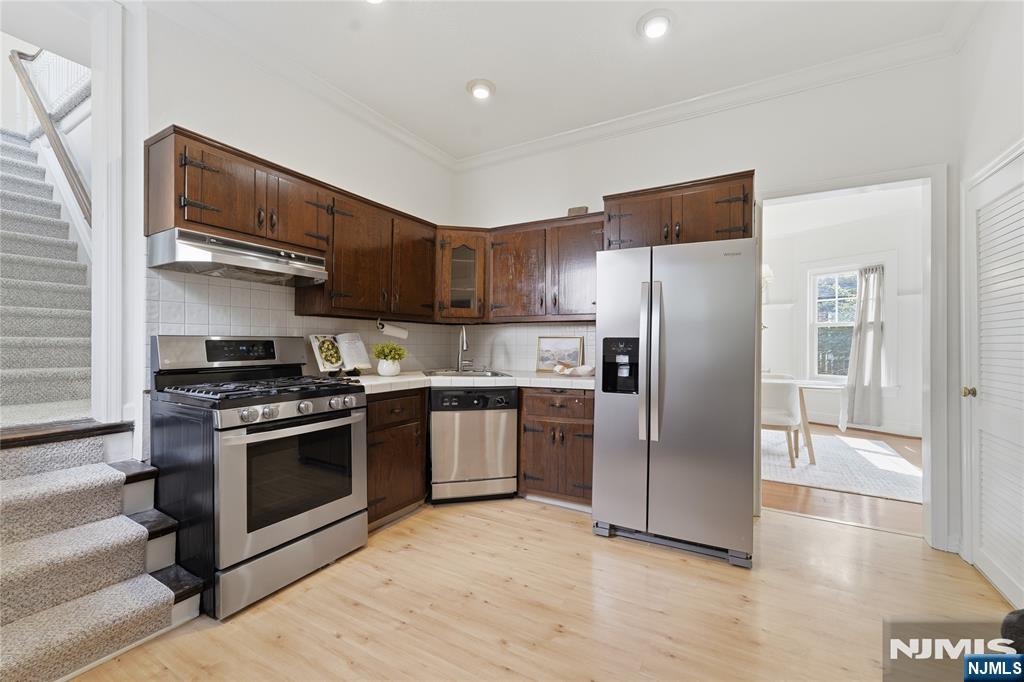 38 Forest Avenue Property Photo 24