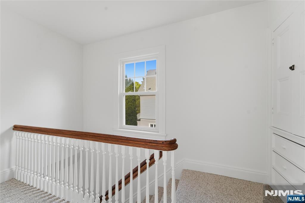 38 Forest Avenue Property Photo 28