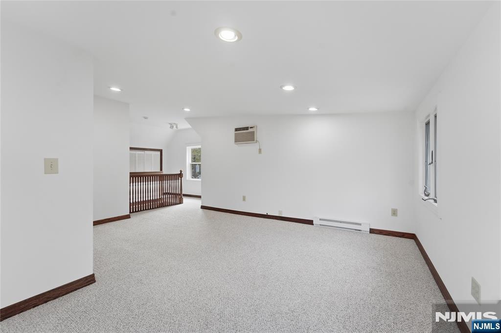 38 Forest Avenue Property Photo 42