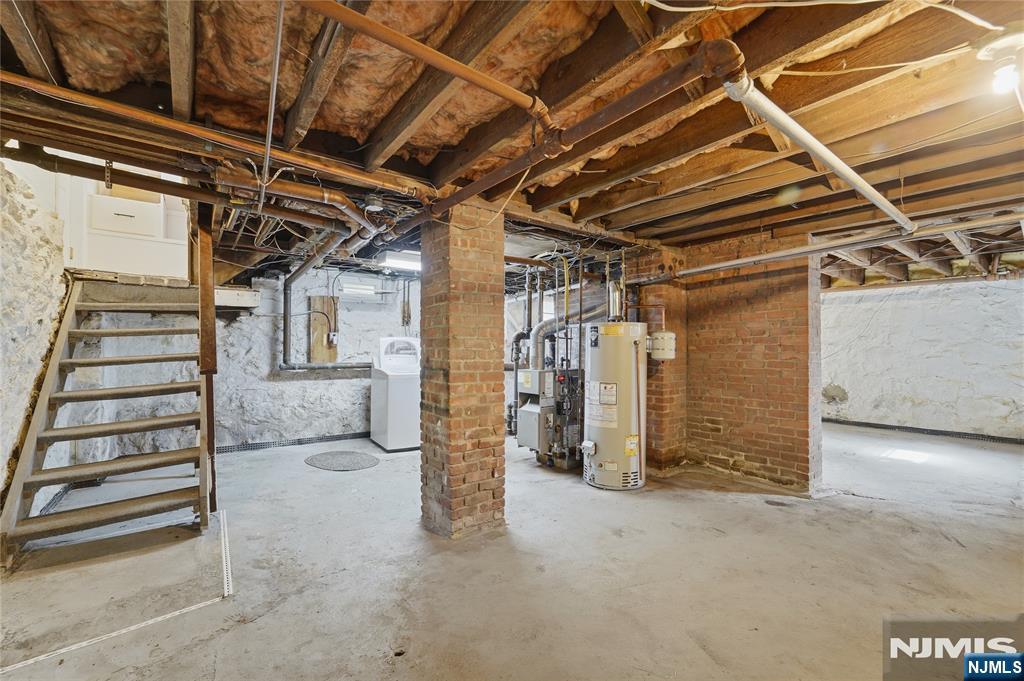 38 Forest Avenue Property Photo 49