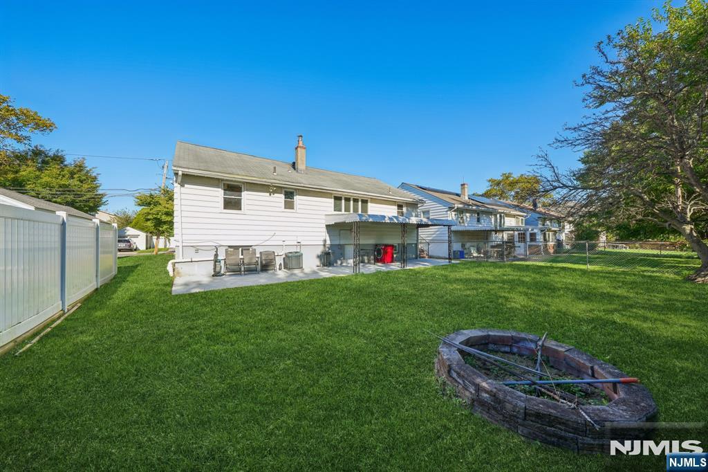 696 1st Street Property Photo 39