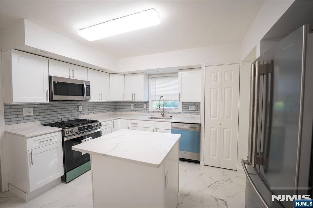 225 Hillside Avenue Property Photo 7
