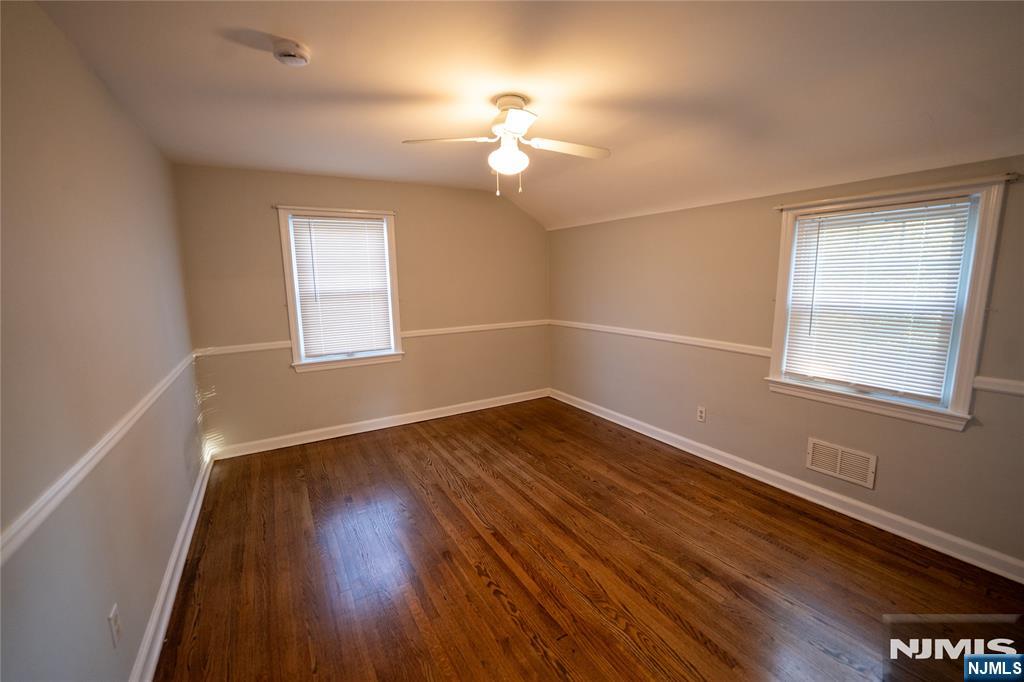 225 Hillside Avenue Property Photo 12