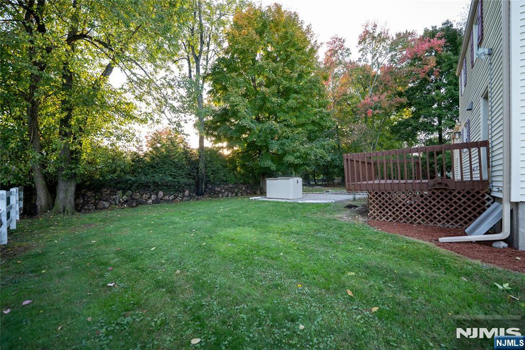 225 Hillside Avenue Property Photo 20