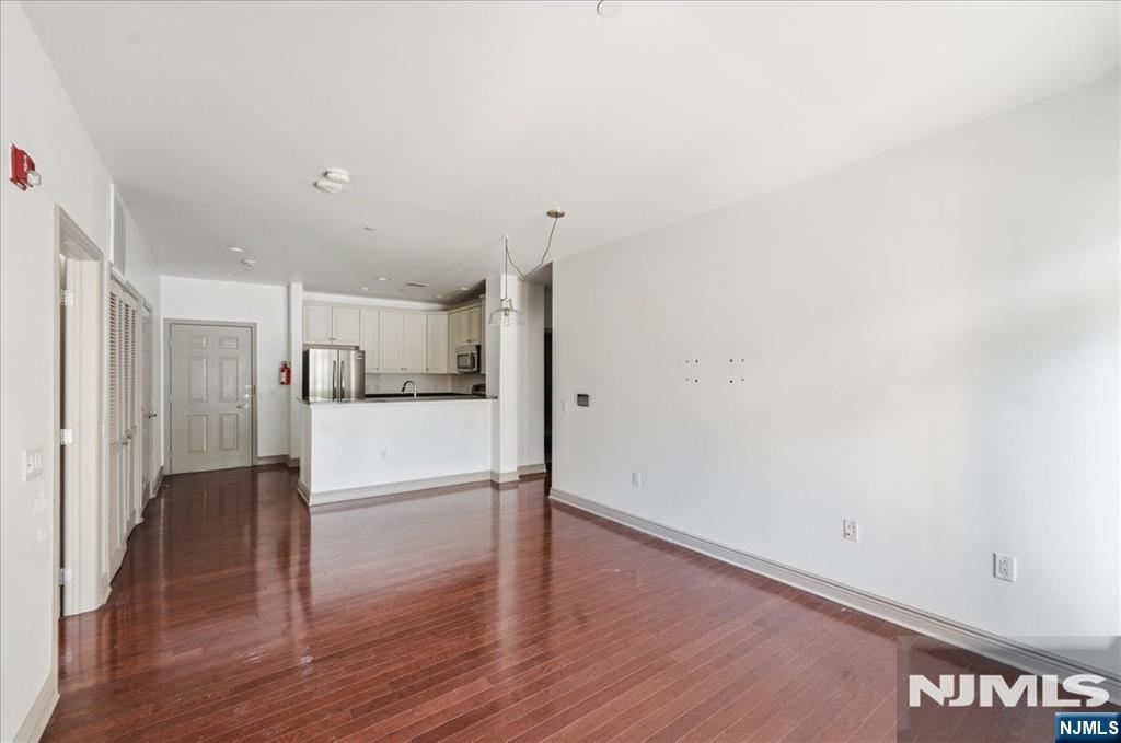 7400 River Road 217 Property Photo 13