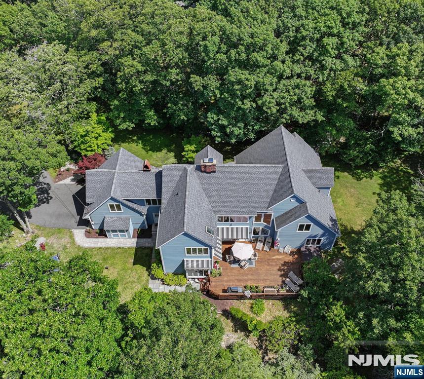 738 Ridge Road Property Photo 1