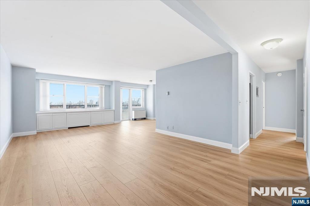 6600 Boulevard East 15d Property Photo 6