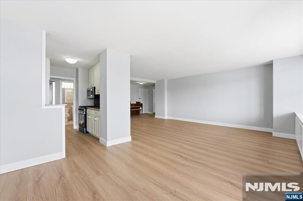 6600 Boulevard East 15d Property Photo 8
