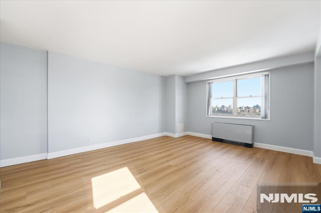 6600 Boulevard East 15d Property Photo 17