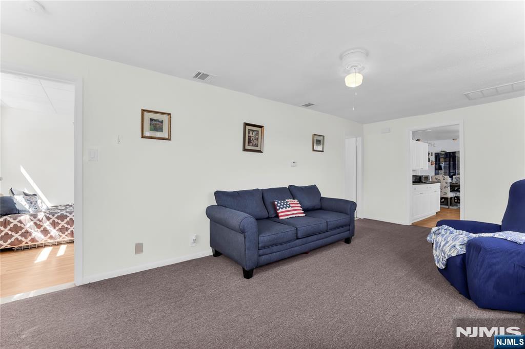212 Gordon Avenue Property Photo 7