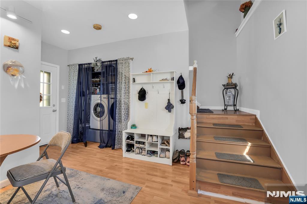 212 Gordon Avenue Property Photo 18