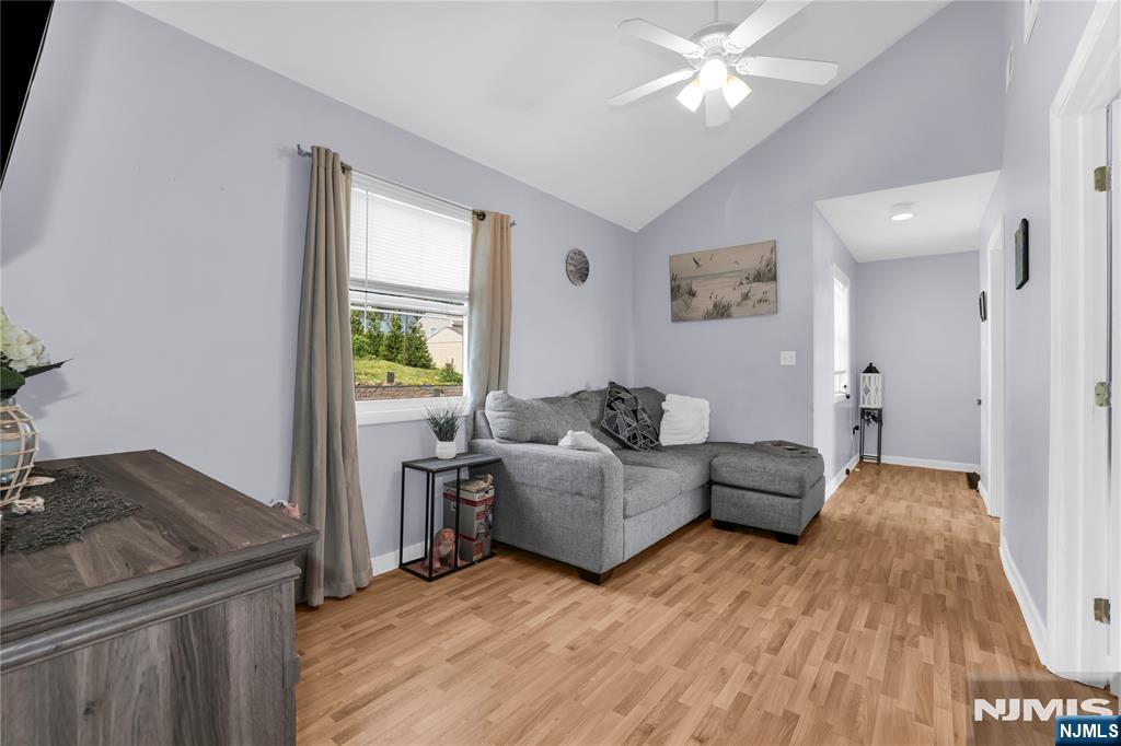 212 Gordon Avenue Property Photo 19