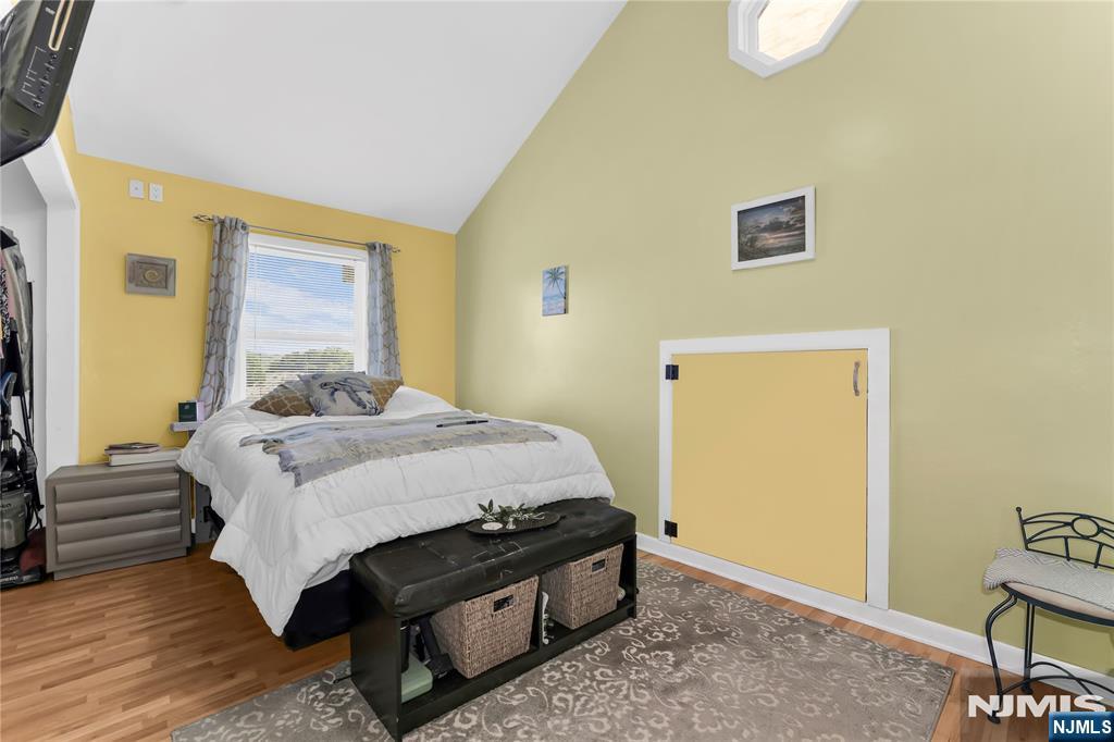 212 Gordon Avenue Property Photo 25