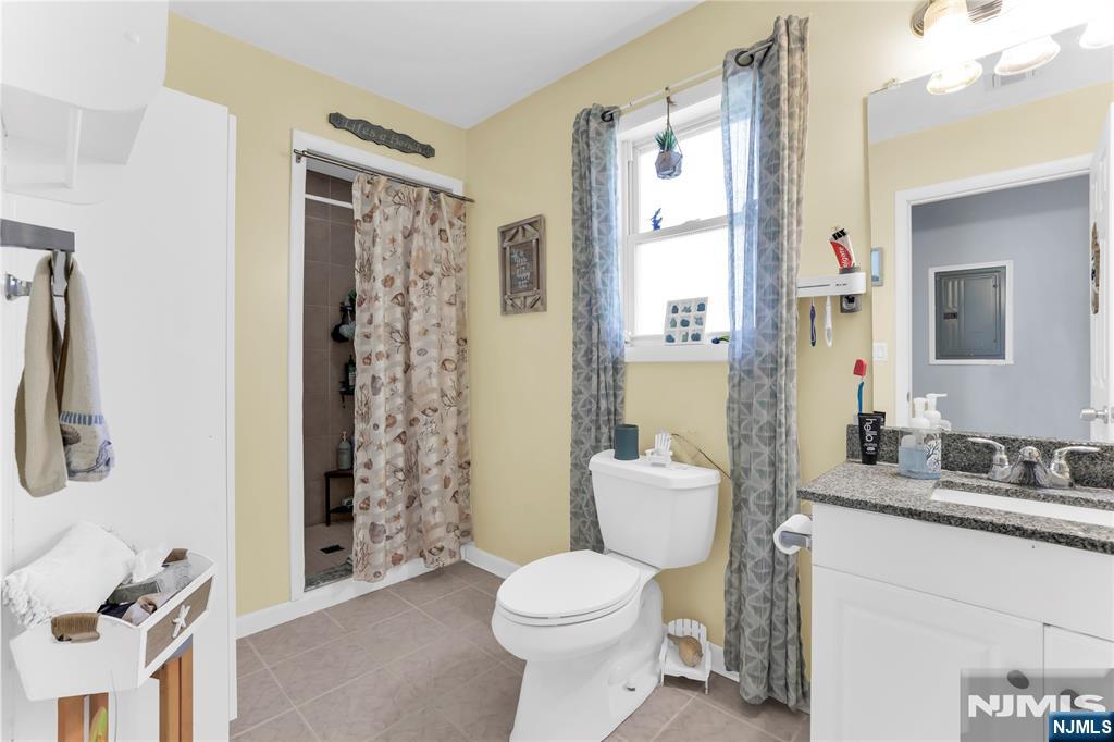 212 Gordon Avenue Property Photo 26