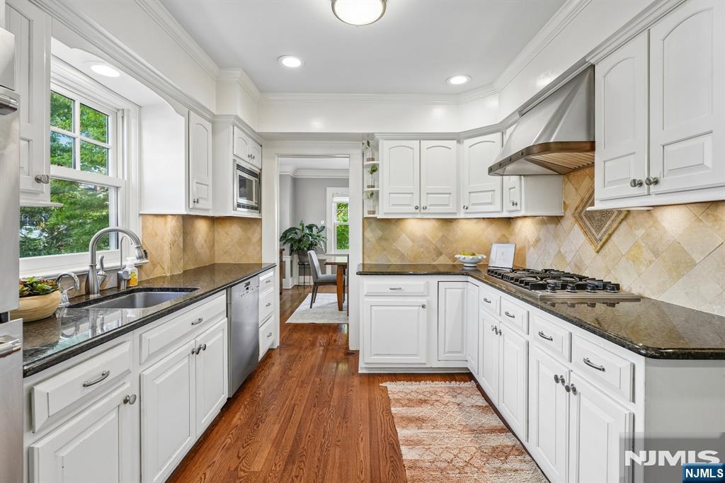 420 Upper Mountain Avenue Property Photo 18