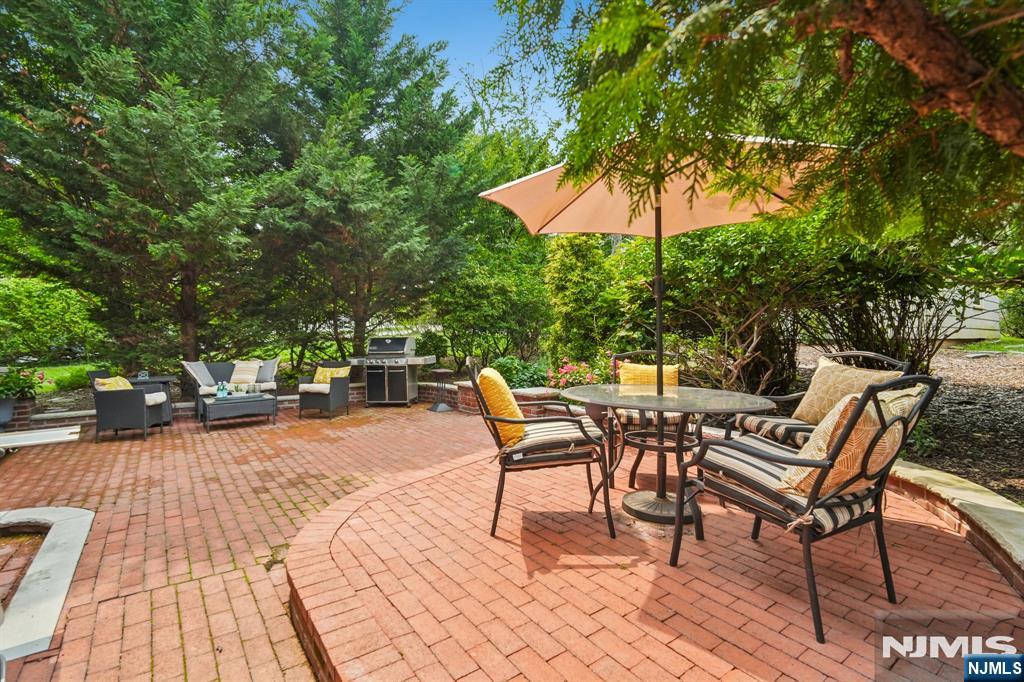 420 Upper Mountain Avenue Property Photo 38