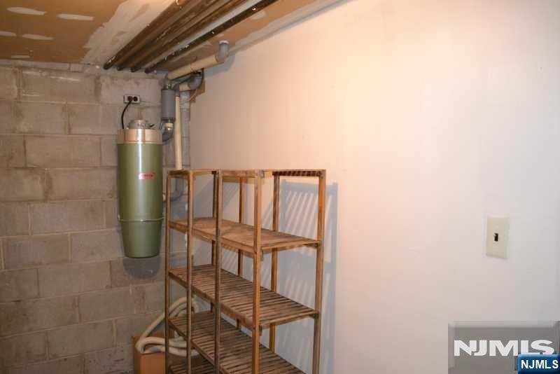 10a S Irving Street 10a Property Photo 14