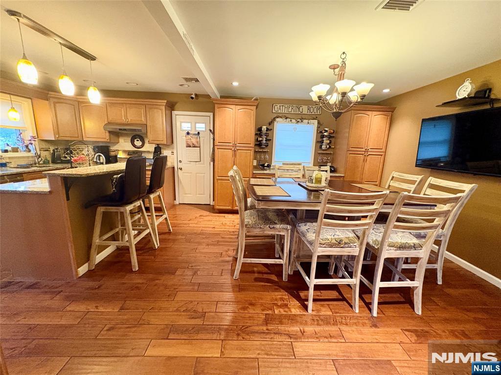 138 Skillman Terrace Property Photo 8