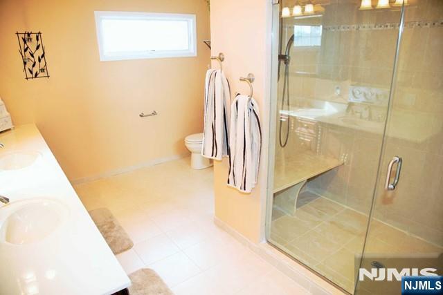 138 Skillman Terrace Property Photo 17