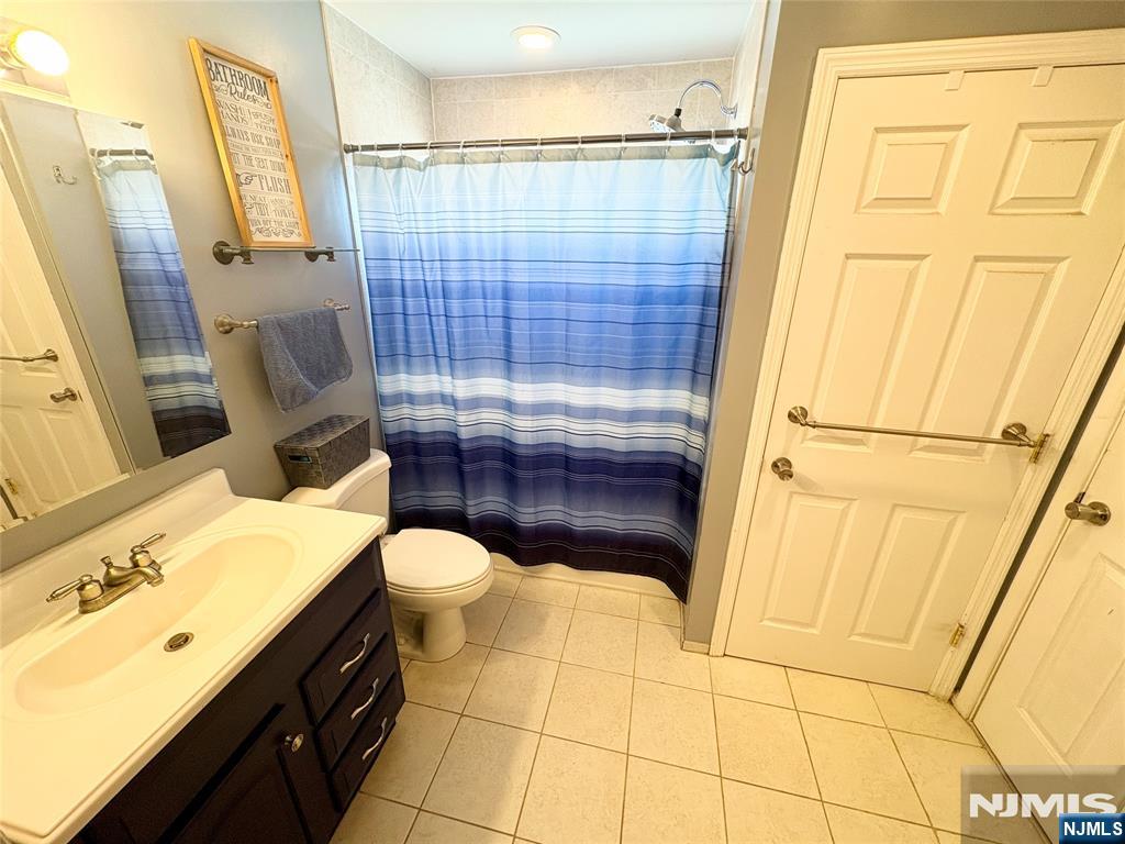 138 Skillman Terrace Property Photo 17
