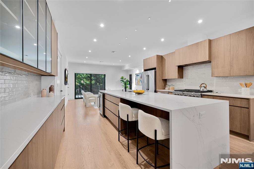 253 5th Street B Property Photo 13