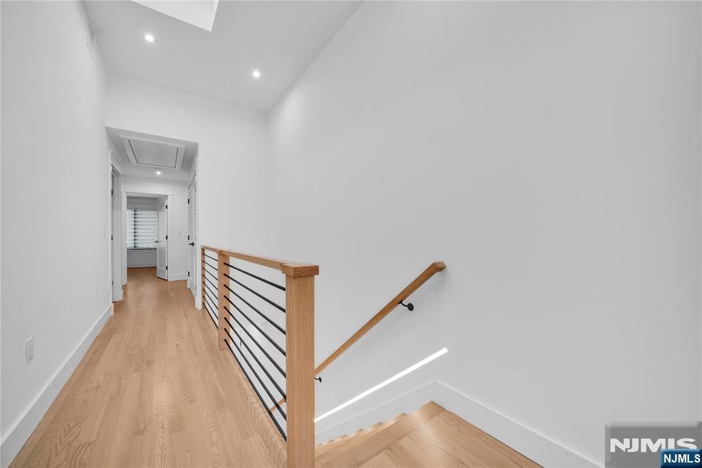 253 5th Street B Property Photo 23