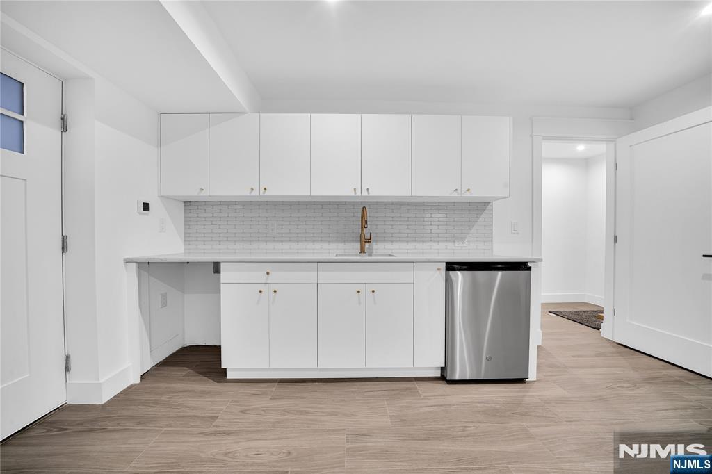 253 5th Street B Property Photo 43