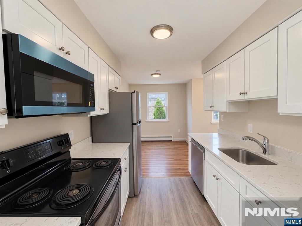 220 Meadow Lane D14 Property Photo 1