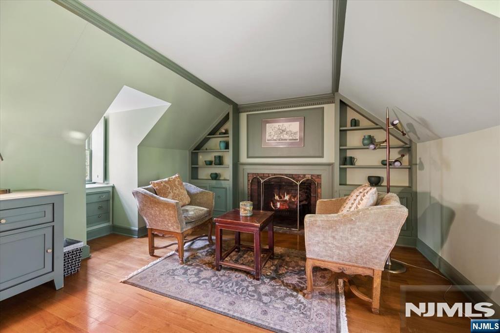 568 Waterloo Road Property Photo 24
